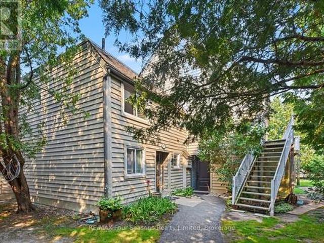 Townhouse for sale in Collingwood, Central Ontario