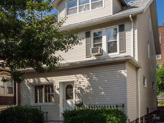 House for sale in Hudson, New Jersey