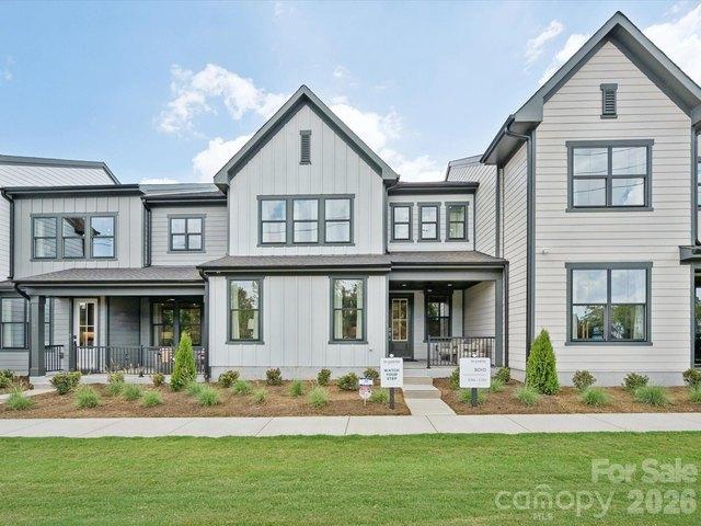 Townhouse for sale in Belmont, North Carolina