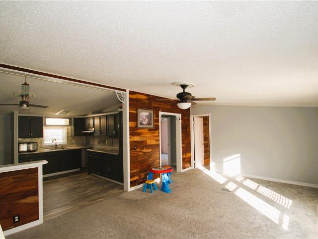 House for sale in Hidden Creek Mobile Home Park, Town of Hamlin