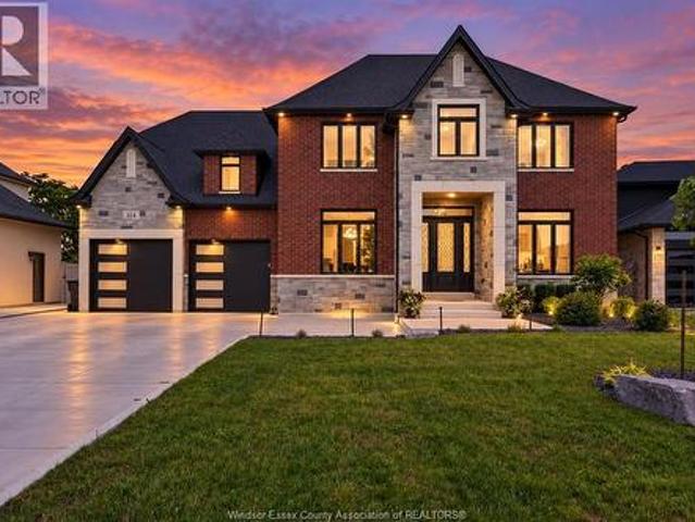 House for sale in Amherstburg, Ontario