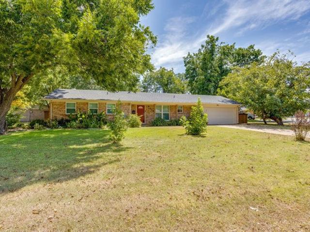 House for sale in Johnson, Texas