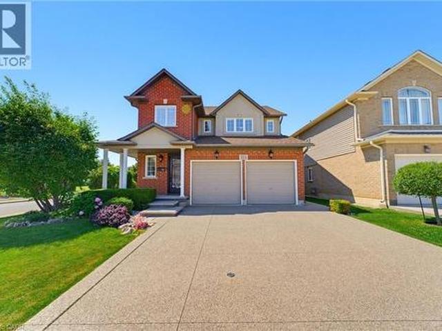 House for sale in Ancaster, Ontario