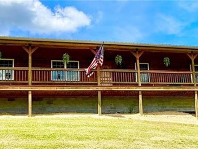 House for sale in Uniontown, Pennsylvania