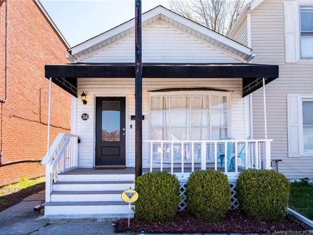 House for sale in Jeffersonville, Indiana