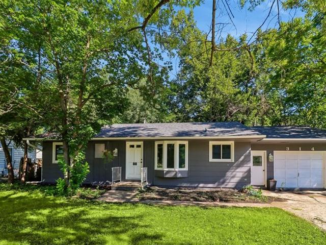 House for sale in Des Moines, Iowa
