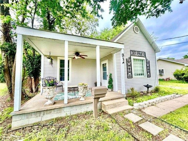 House for sale in Vernon, Missouri