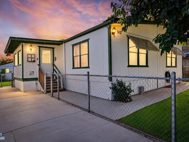 House for sale in South Taft, Taft