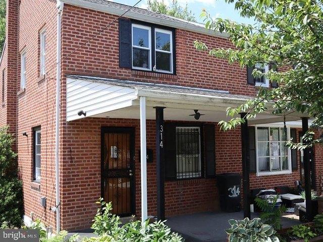 Townhouse for sale in Delco, Pennsylvania