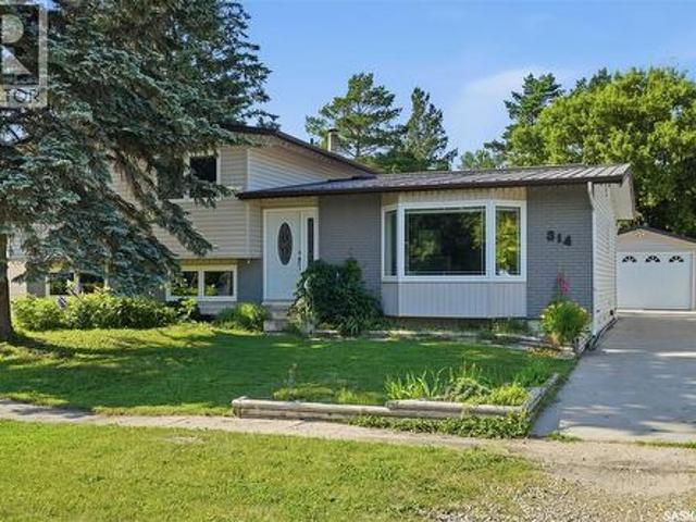 House for sale in Strasbourg, Saskatchewan