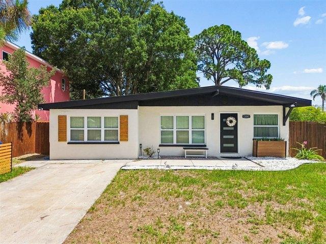 House for sale in Crystal Beach, Florida