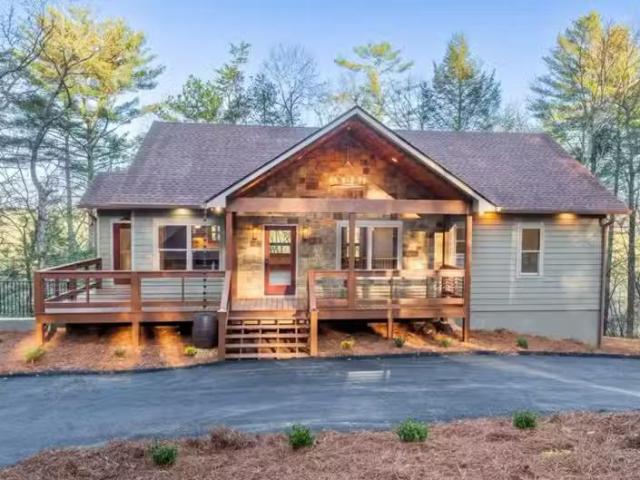 House for sale in Ellijay