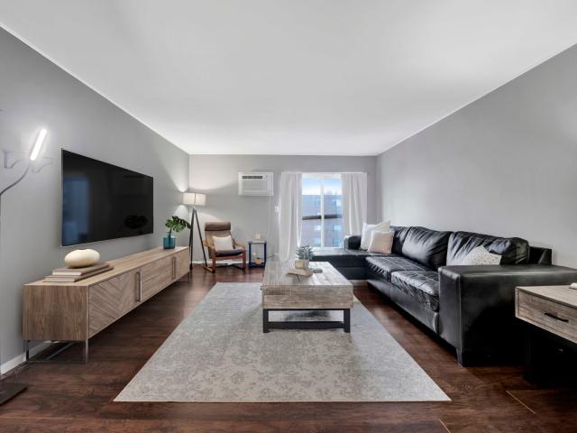 Condo for sale in Forest Park, Illinois