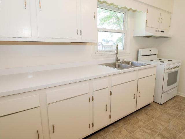 House for sale in Castalia