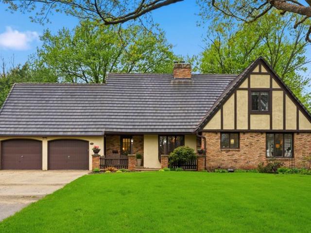 House for sale in Waterloo, Iowa