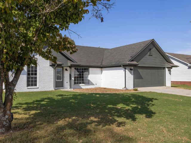 House for sale in Muscle Shoals, Colbert County