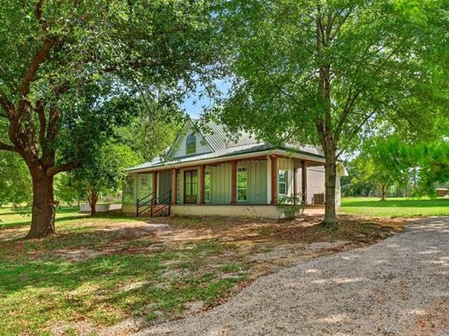 House for sale in Carriere, Mississippi