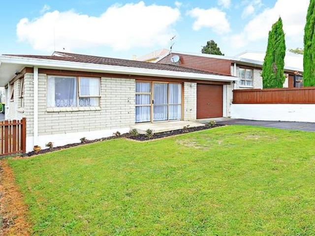 House for rent in Papakura