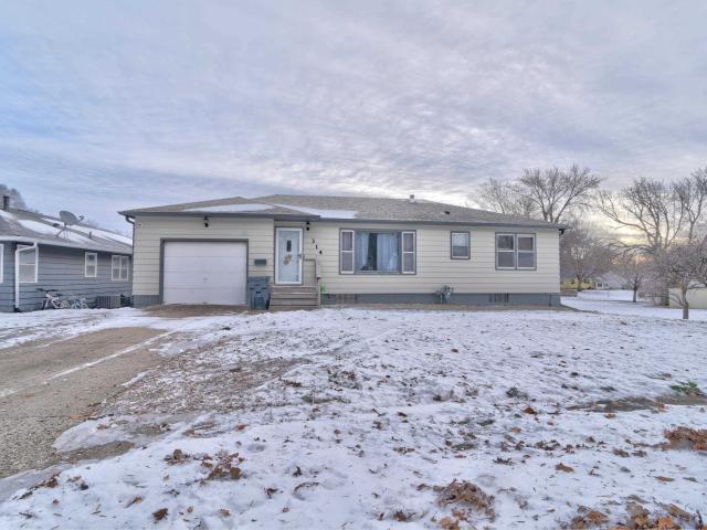 House for sale in Emmet, Iowa