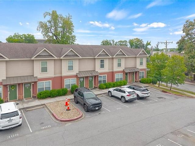 Townhouse for sale in Clemson, Pickens County
