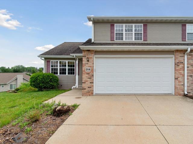 Condo for sale in Mayville