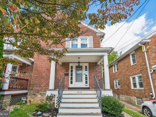 Townhouse for sale in Glenside, Cheltenham Township