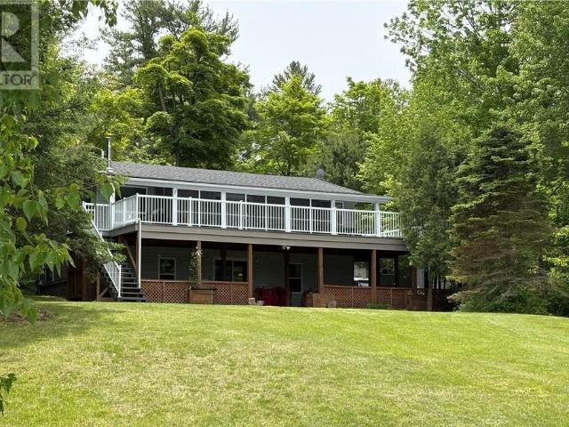 House for sale in Killarney, Ontario