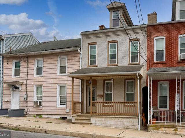 Townhouse for sale in Columbia, Lancaster County