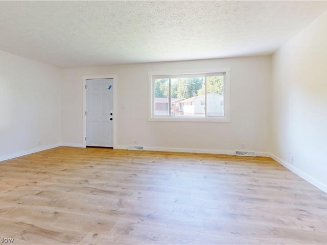 House for sale in Altamont, Mingo Junction