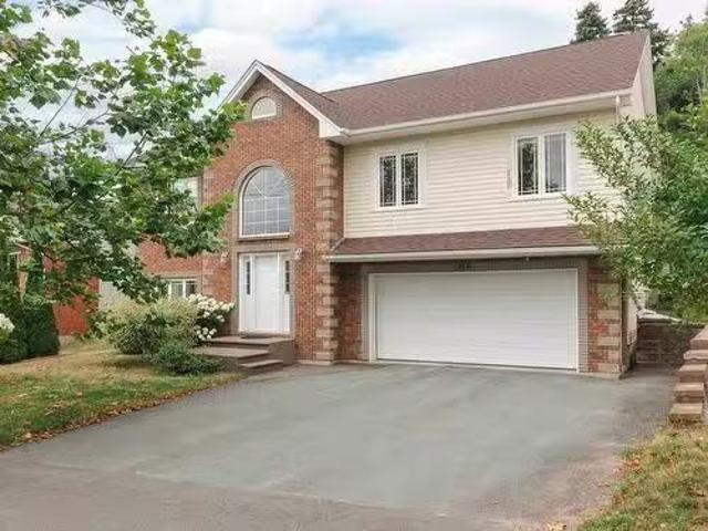 House for sale in Dartmouth, Nova Scotia