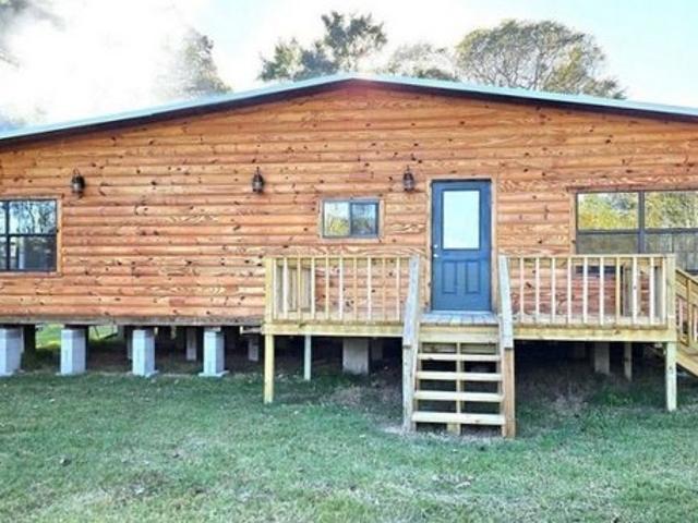 House for sale in Crockett, Texas