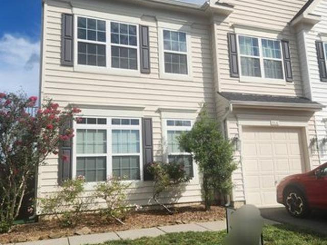 Townhouse for sale in Virginia
