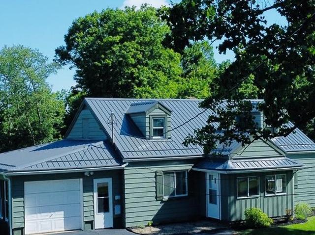 House for sale in Moundsville, West Virginia