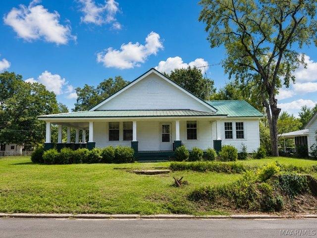 House for sale in Elmore, Alabama