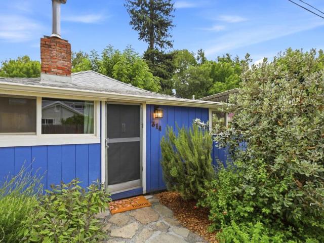 House for sale in Ben Lomond, California