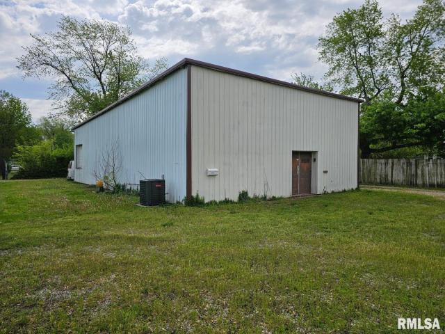 Commercial for sale in Mount Vernon, Illinois