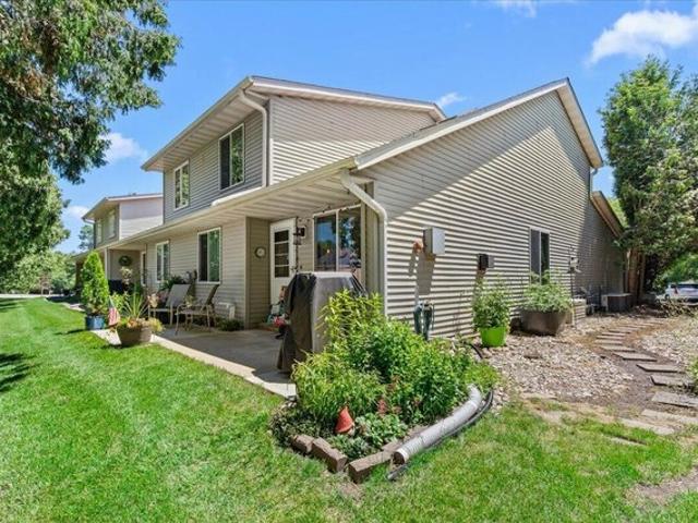 Condo for sale in Waterford, Wisconsin