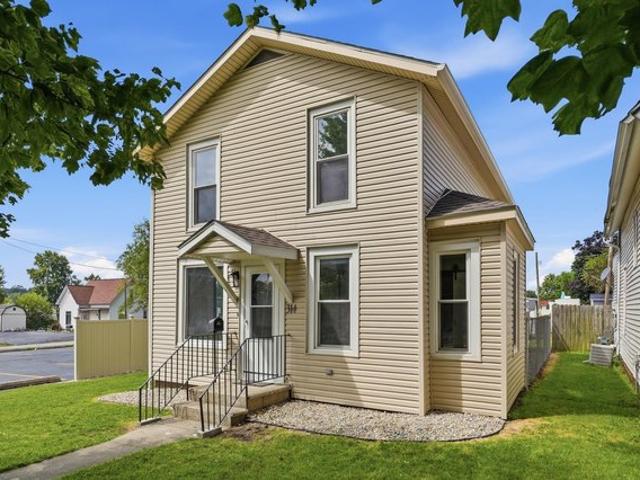 House for sale in Columbia City, Indiana