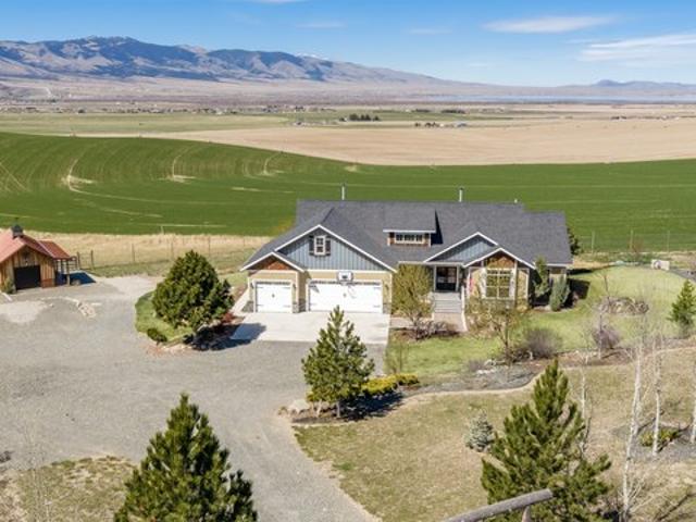 House for sale in Broadwater, Montana