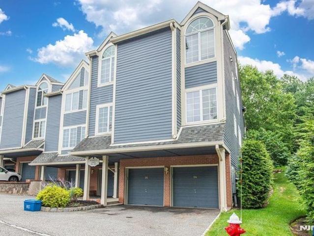 Condo for sale in Ramsey, New Jersey