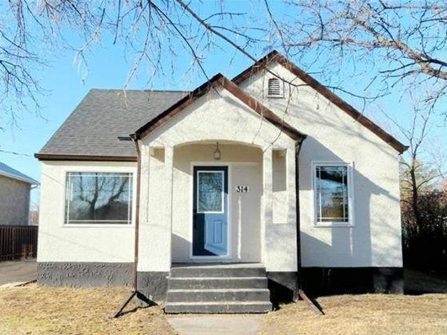 House for sale in Selkirk, Manitoba