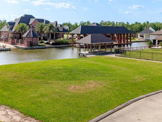 Land for sale in Houma, Louisiana
