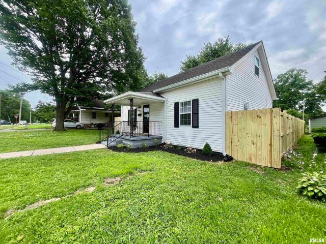 House for sale in Metropolis, Illinois