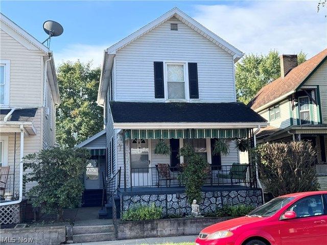 House for sale in Uhrichsville, Ohio