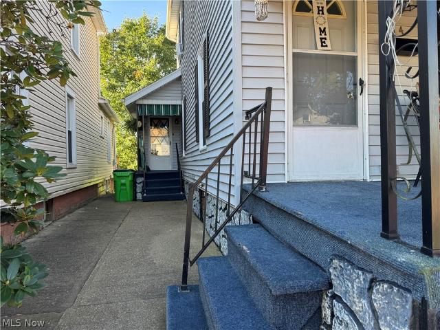 House for sale in Uhrichsville, Ohio