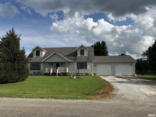 House for sale in Fulton, Illinois