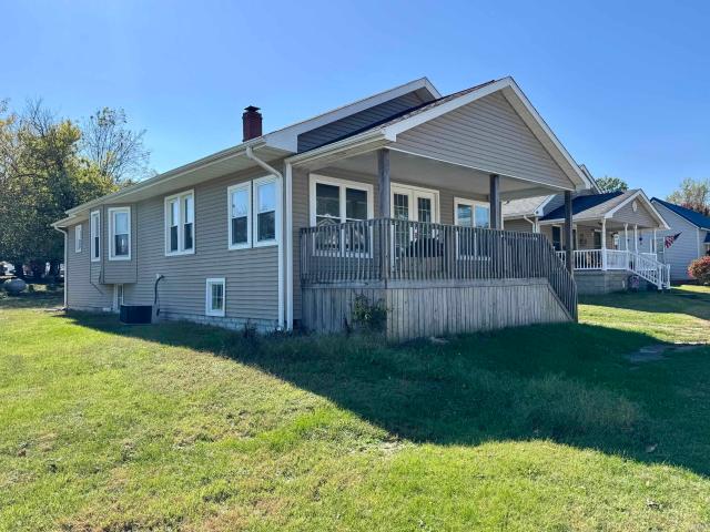 House for sale in Oakland City, Gibson County