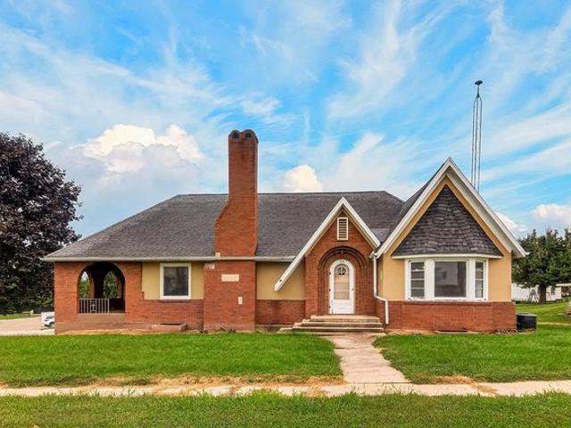 House for sale in Elizabeth, Illinois