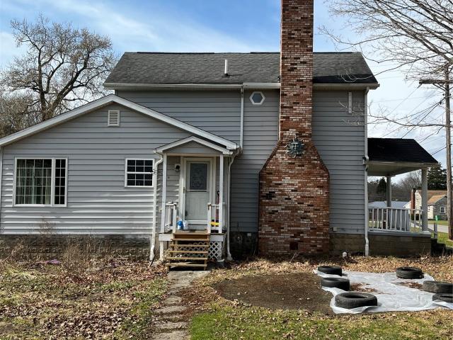House for sale in Crawford, Pennsylvania