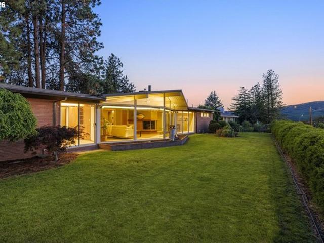 House for sale in Oregonia